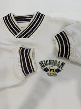 VTG 80s 90 University Michigan Crewneck Cream M Crest Shield Maize Sweatshirt XL